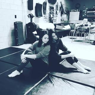 Janel Parrish feet photo thumbnail