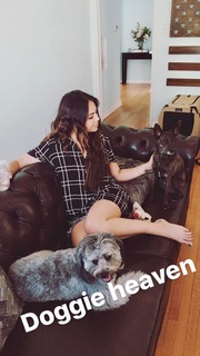 Janel Parrish feet photo thumbnail