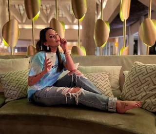 Janel Parrish feet photo thumbnail