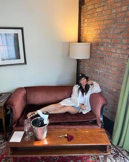 Janel Parrish feet photo thumbnail