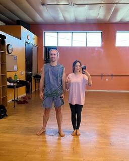 Janel Parrish feet photo thumbnail