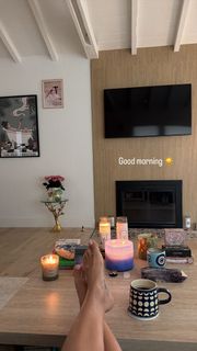 Janel Parrish feet photo 2