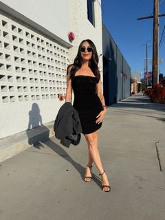 Janel Parrish feet photo 1