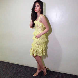 Janella Salvador feet photo 10