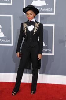 Janelle Monáe feet photo thumbnail