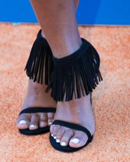 Janelle Monáe feet photo thumbnail