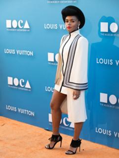Janelle Monáe feet photo thumbnail
