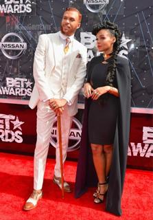 Janelle Monáe feet photo thumbnail
