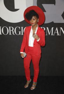 Janelle Monáe feet photo thumbnail
