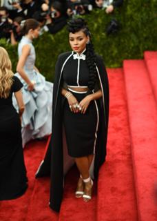 Janelle Monáe feet photo thumbnail