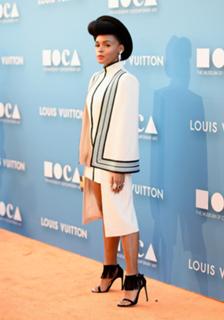 Janelle Monáe feet photo thumbnail