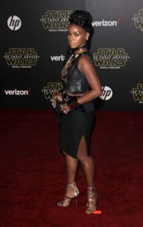 Janelle Monáe feet photo thumbnail