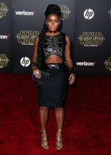Janelle Monáe feet photo thumbnail
