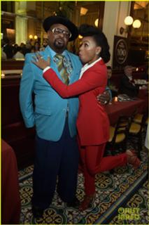 Janelle Monáe feet photo thumbnail