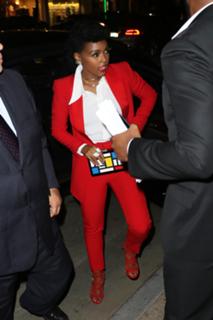 Janelle Monáe feet photo thumbnail