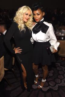 Janelle Monáe feet photo thumbnail