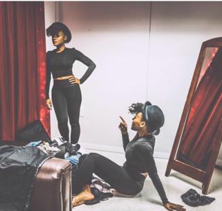Janelle Monáe feet photo thumbnail