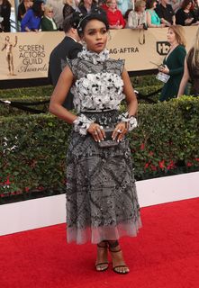 Janelle Monáe feet photo thumbnail