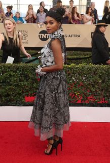 Janelle Monáe feet photo thumbnail