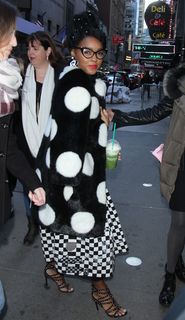 Janelle Monáe feet photo thumbnail