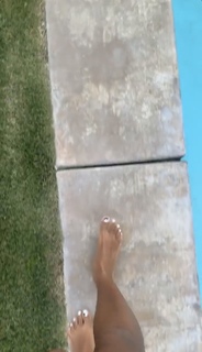 Janelle Monáe feet photo thumbnail