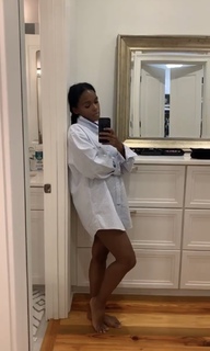 Janelle Monáe feet photo thumbnail