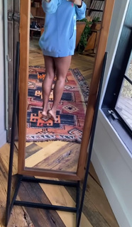 Janelle Monáe feet photo thumbnail