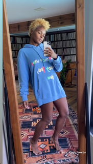 Janelle Monáe feet photo thumbnail