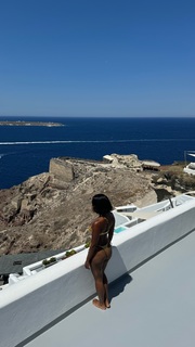 Janelle Monáe feet photo thumbnail