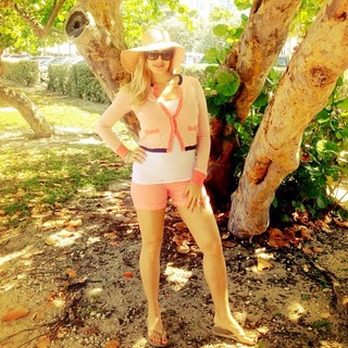 Janelle Pierzina feet photo 18