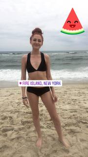 Janet Devlin feet photo 19
