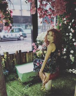 Janet Devlin feet photo 15