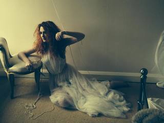 Janet Devlin feet photo 9