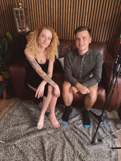 Janet Devlin feet photo 10