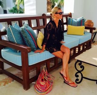 Janet Gunn feet photo 8
