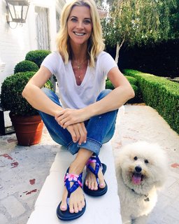 Janet Gunn feet photo 11