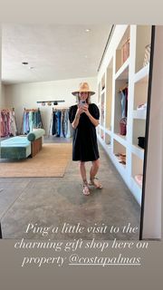 Janet Gunn feet photo 11