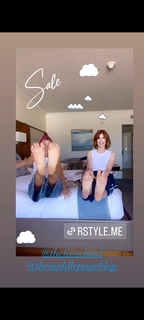 Janet Gunn feet photo 4
