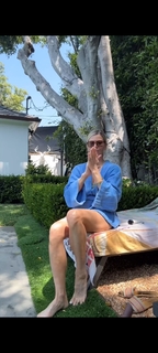 Janet Gunn feet photo 7