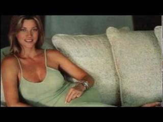 Janet Gunn feet photo 1