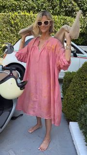 Janet Gunn feet photo 20