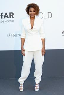 Janet Jackson feet photo thumbnail