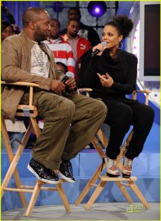 Janet Jackson feet photo thumbnail