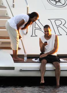 Janet Jackson feet photo thumbnail