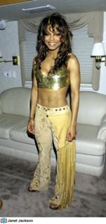 Janet Jackson feet photo thumbnail