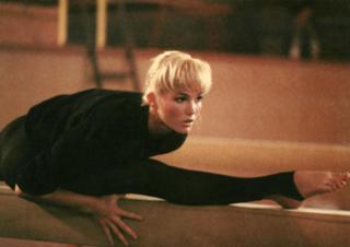 Janet Jones feet photo 4