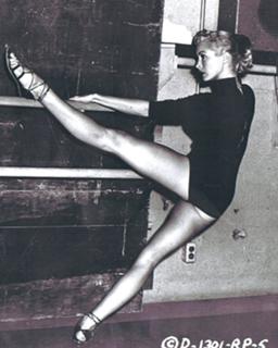 Janet Leigh feet photo thumbnail