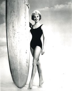 Janet Leigh feet photo thumbnail