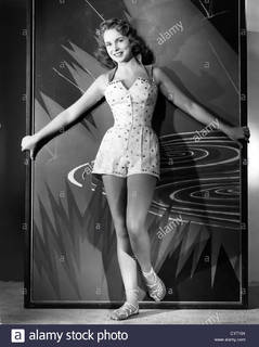 Janet Leigh feet photo thumbnail