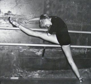 Janet Leigh feet photo thumbnail